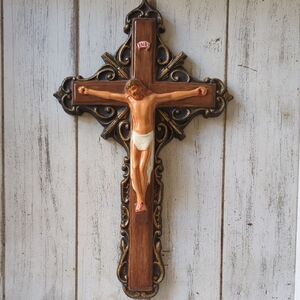 Vintage Ceramic INRI Jesus Crucifix Wall Mount Scroll Decor Hand Painted 12.5"